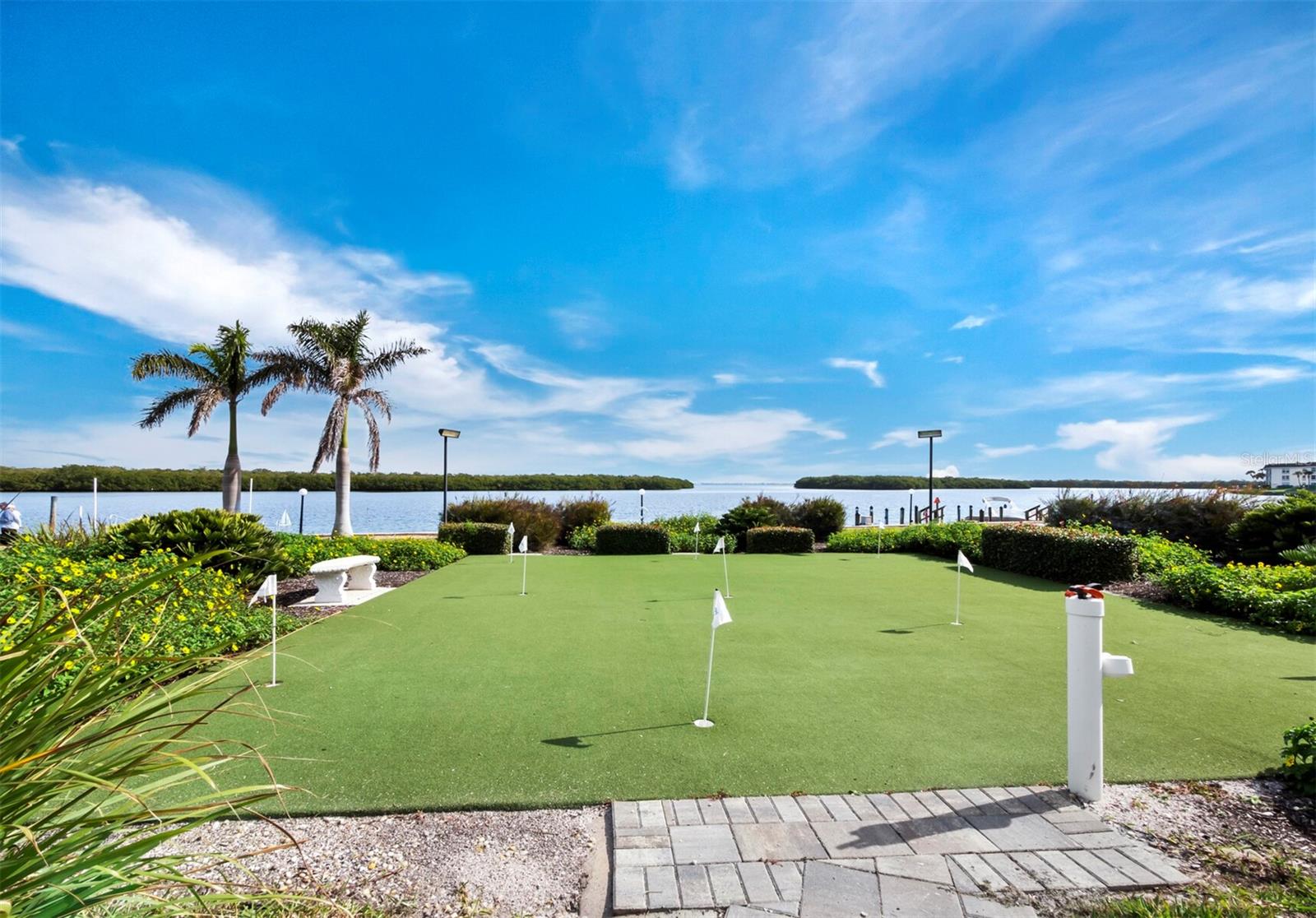 LONGBOAT HARBOUR - Residential
