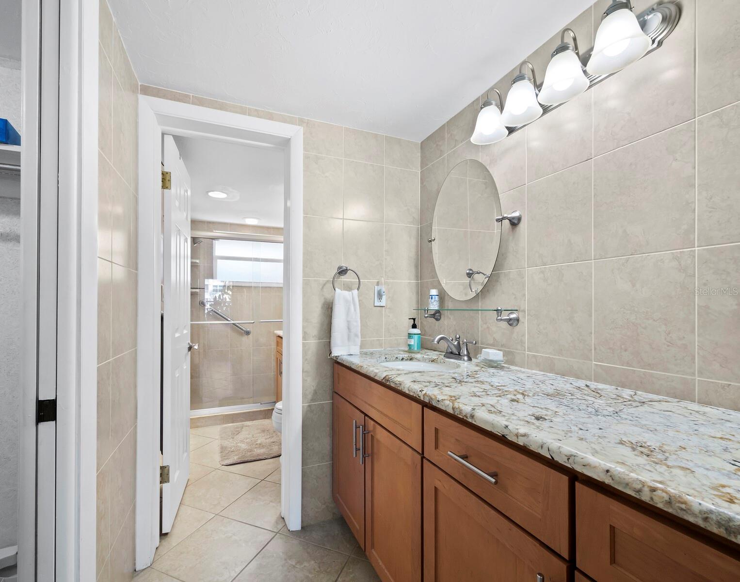 LONGBOAT HARBOUR - Residential