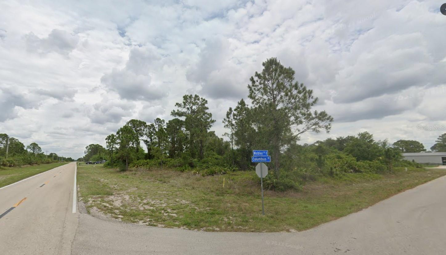 LEHIGH ACRES - Land
