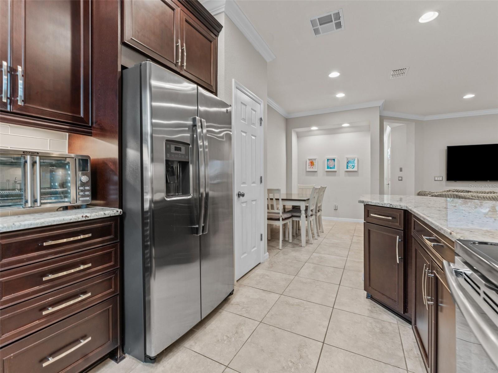 WOODSIDE TRACE - Residential