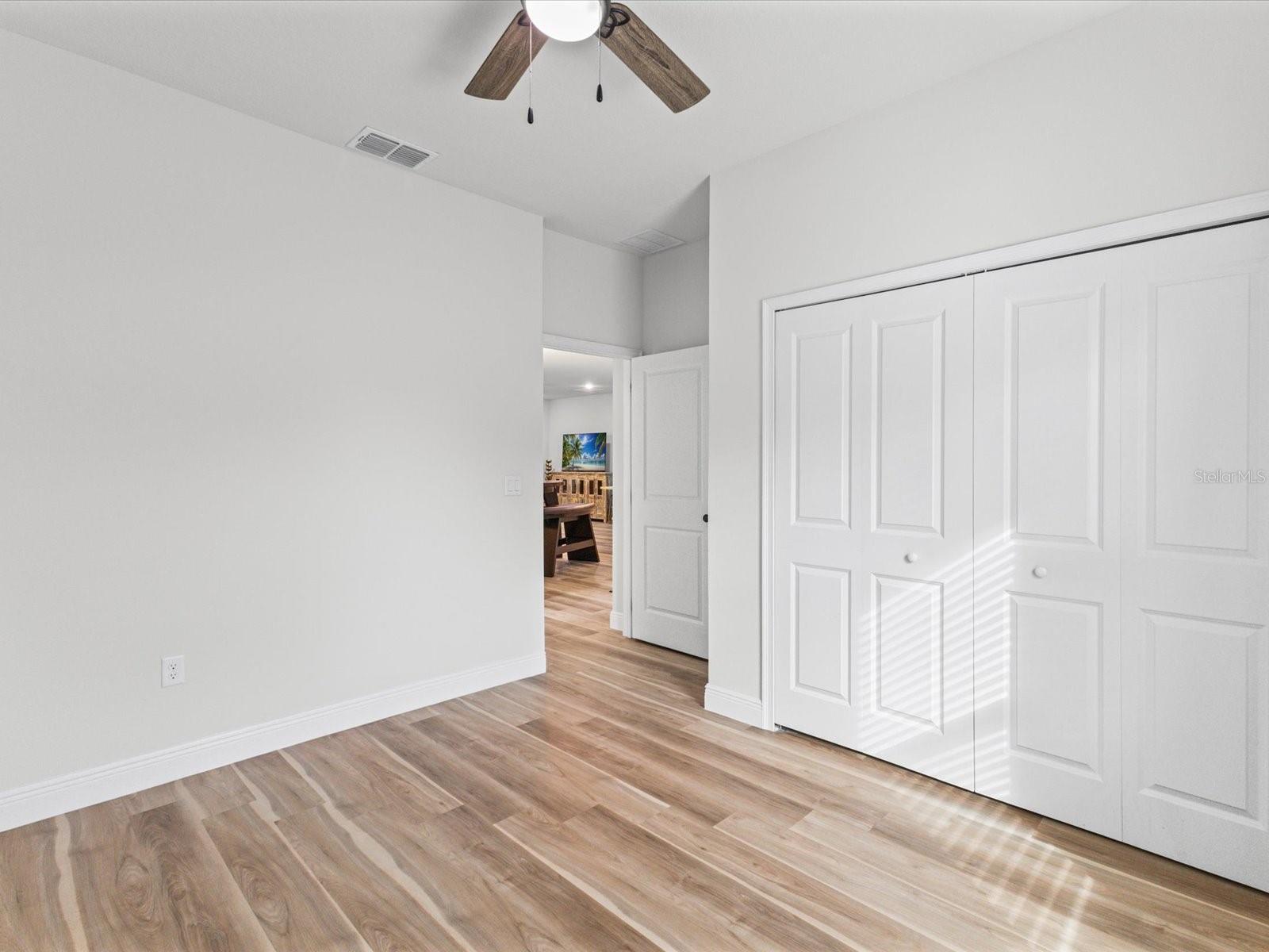 MARION OAKS - Residential