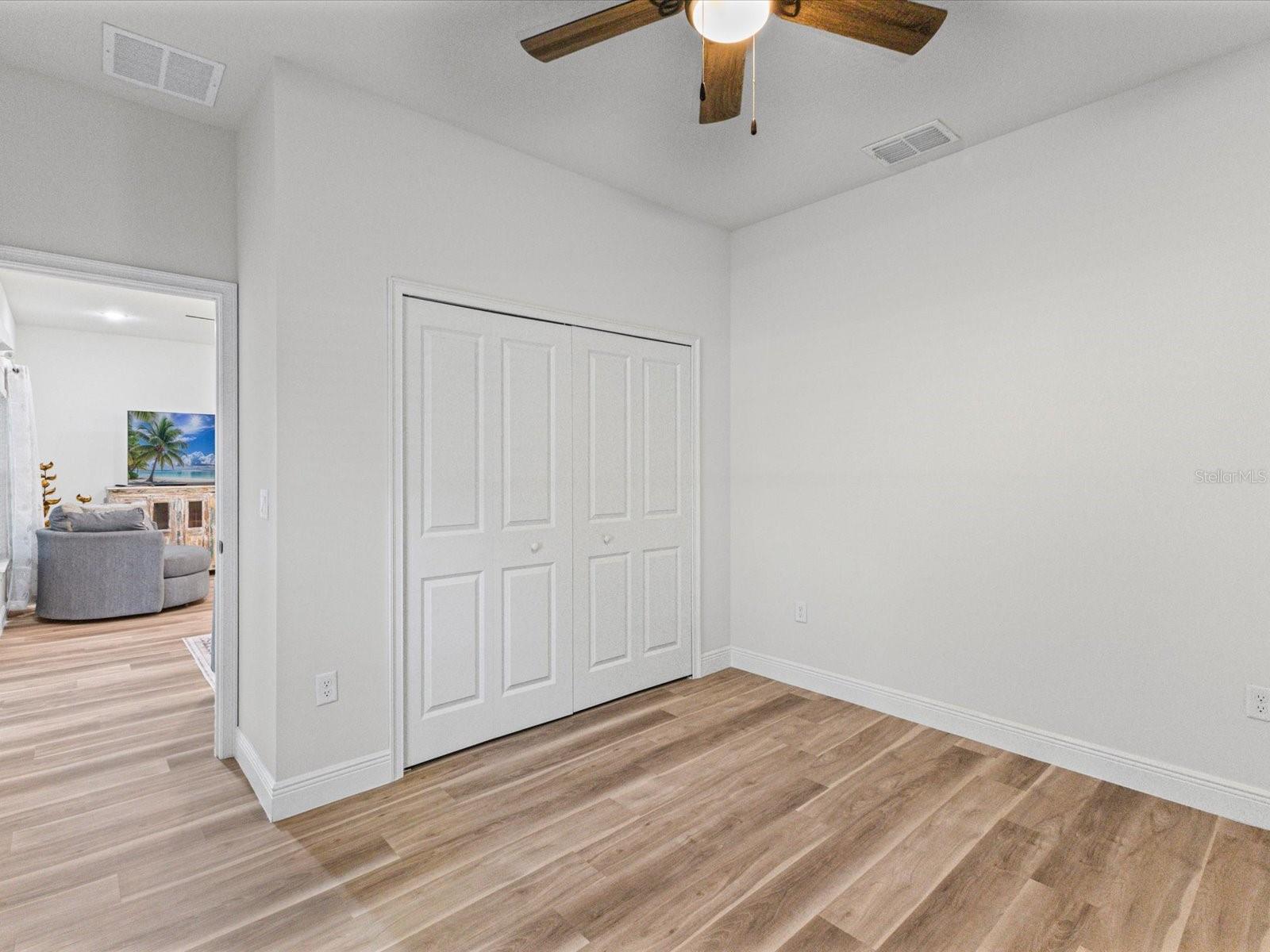 MARION OAKS - Residential