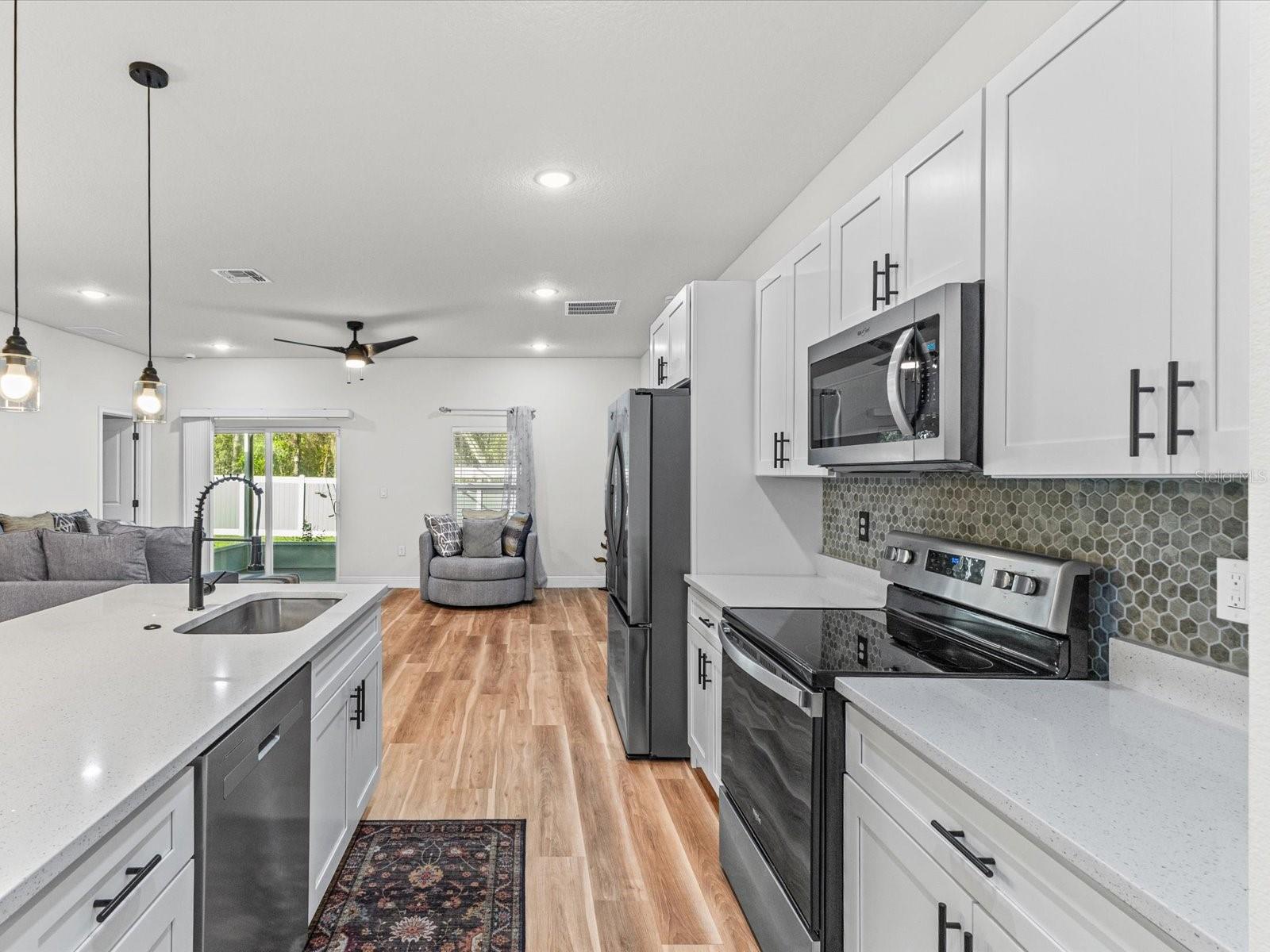 MARION OAKS - Residential