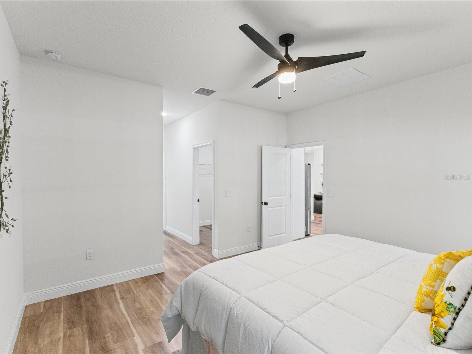 MARION OAKS - Residential