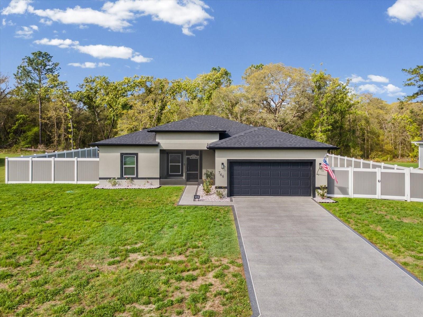 MARION OAKS - Residential