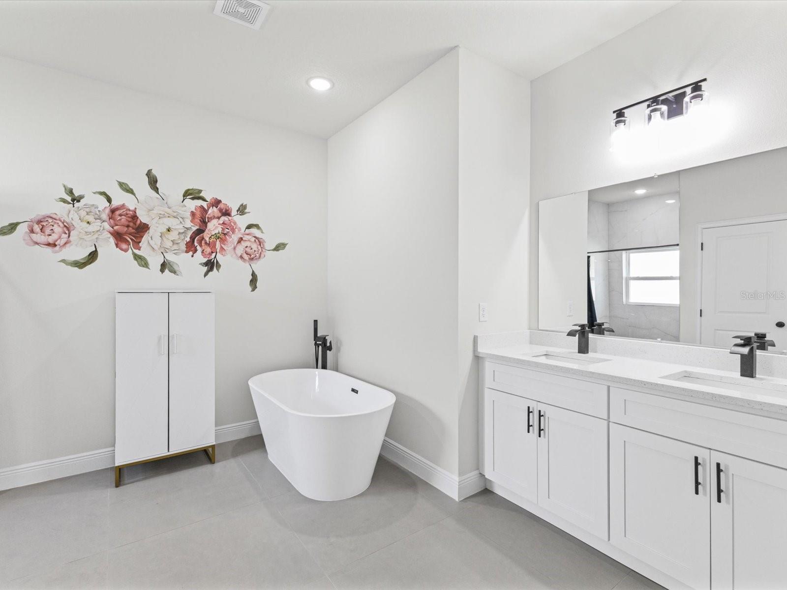 MARION OAKS - Residential