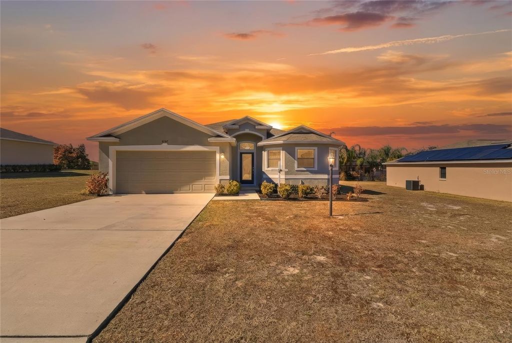 Photo of 4107 Dinner Lake Way, Lake Wales, FL 33859 (MLS # L4959264)