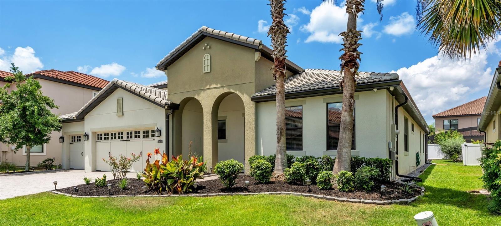 3814 SHORESIDE DRIVE