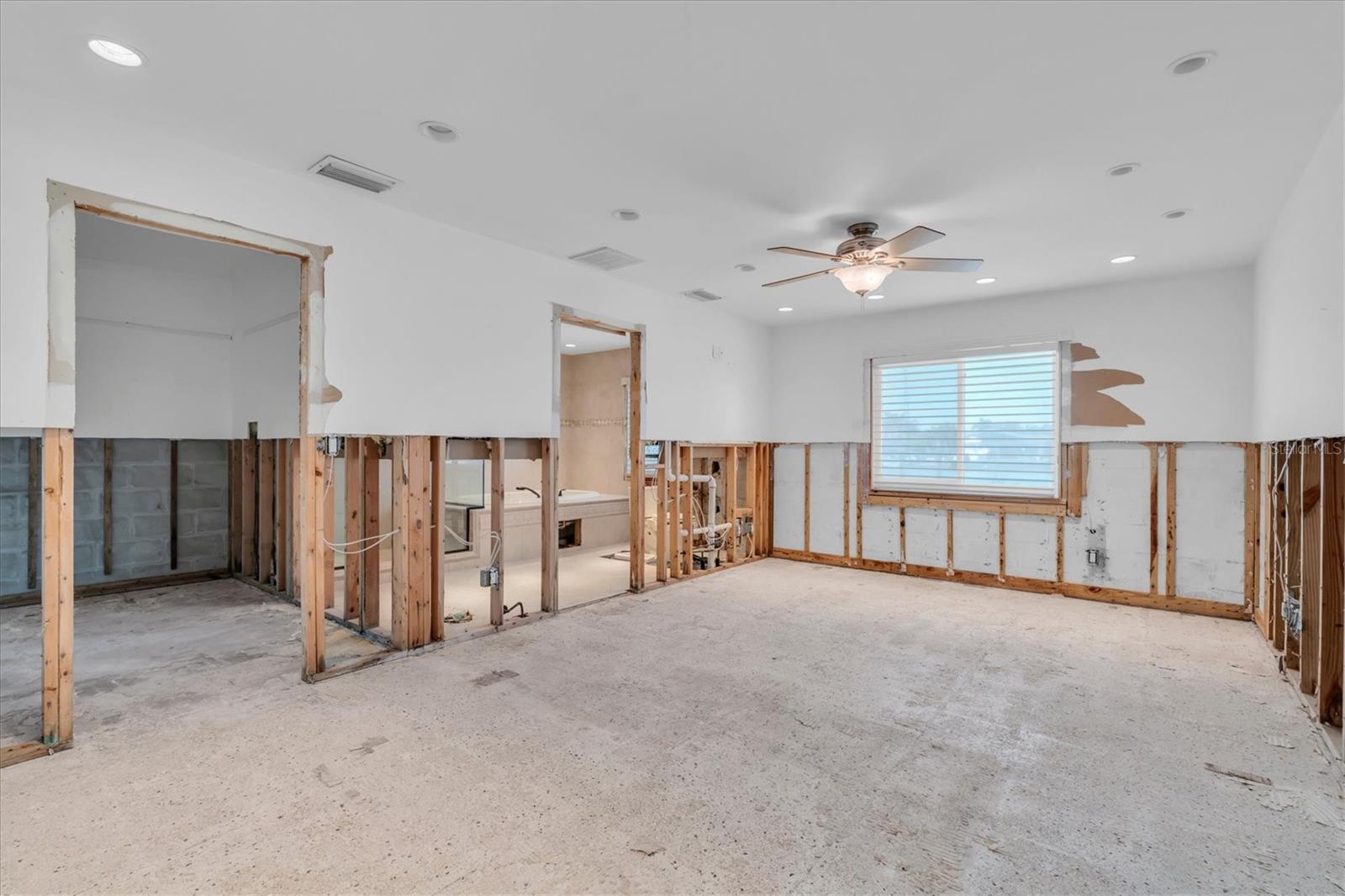 CAPRI ISLE SUB - Residential