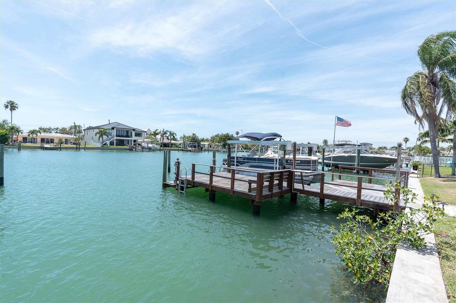 CAPRI ISLE SUB - Residential