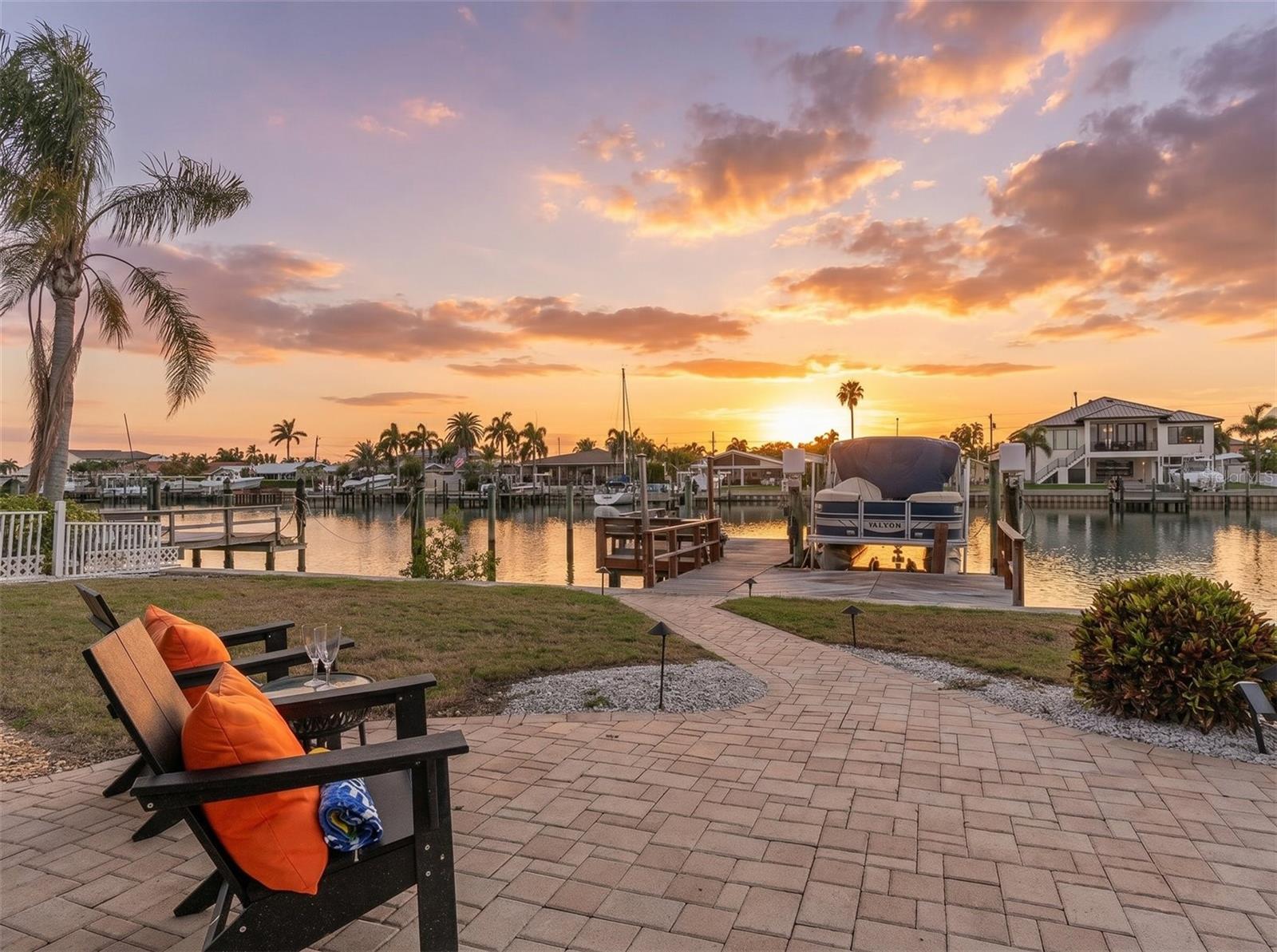CAPRI ISLE SUB - Residential