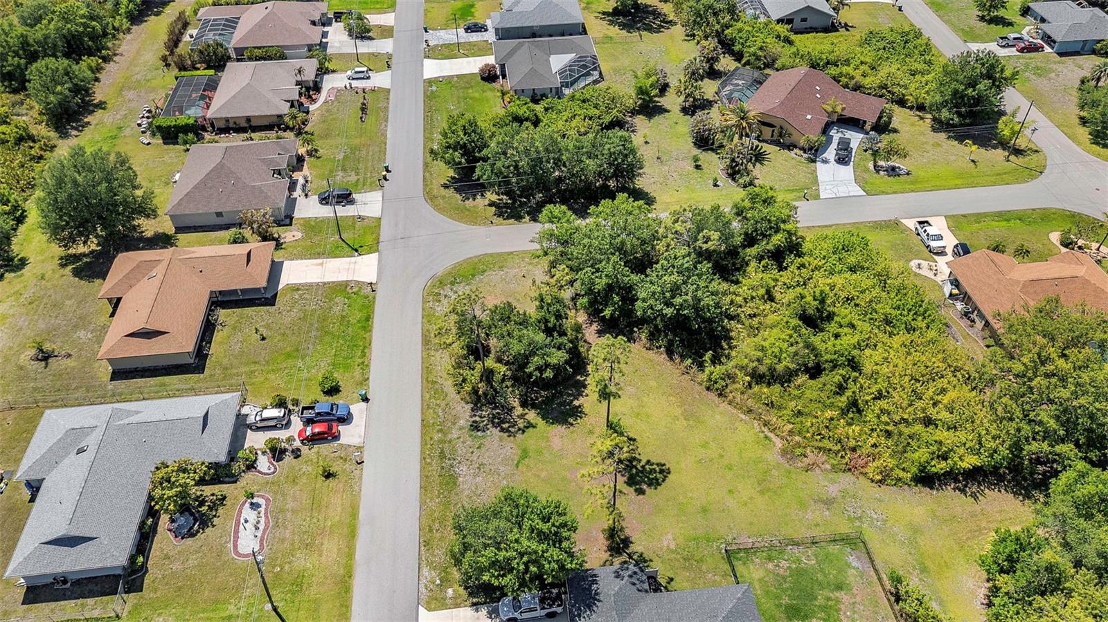 PUNTA GORDA ISLES SEC 20 - Land