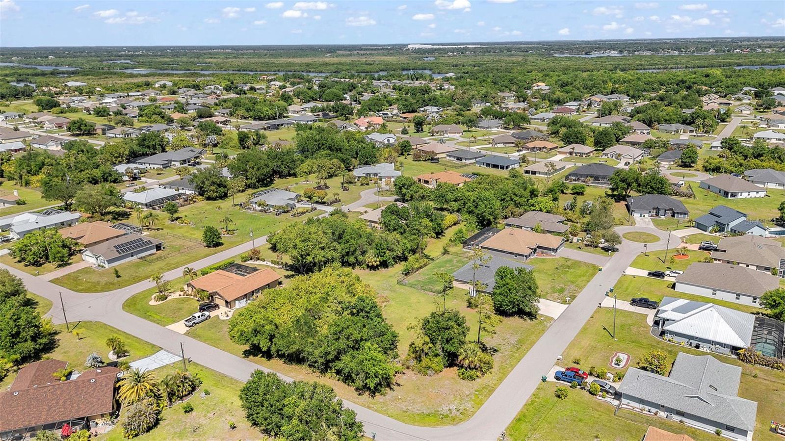 PUNTA GORDA ISLES SEC 20 - Land