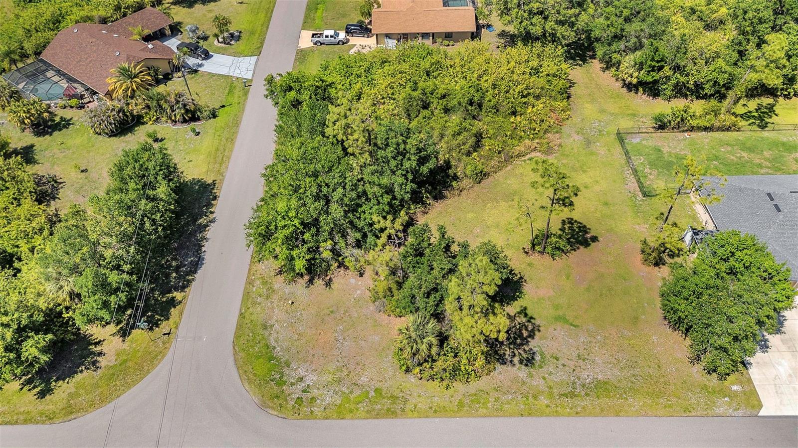PUNTA GORDA ISLES SEC 20 - Land