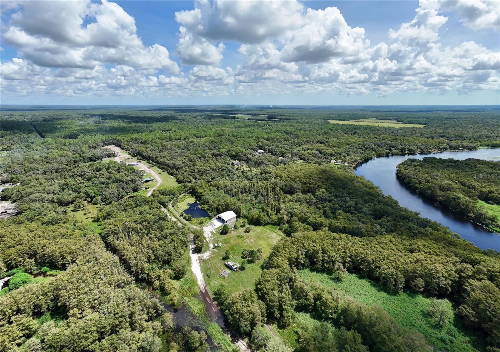 RIVER OAKS UNREC SUB - Land