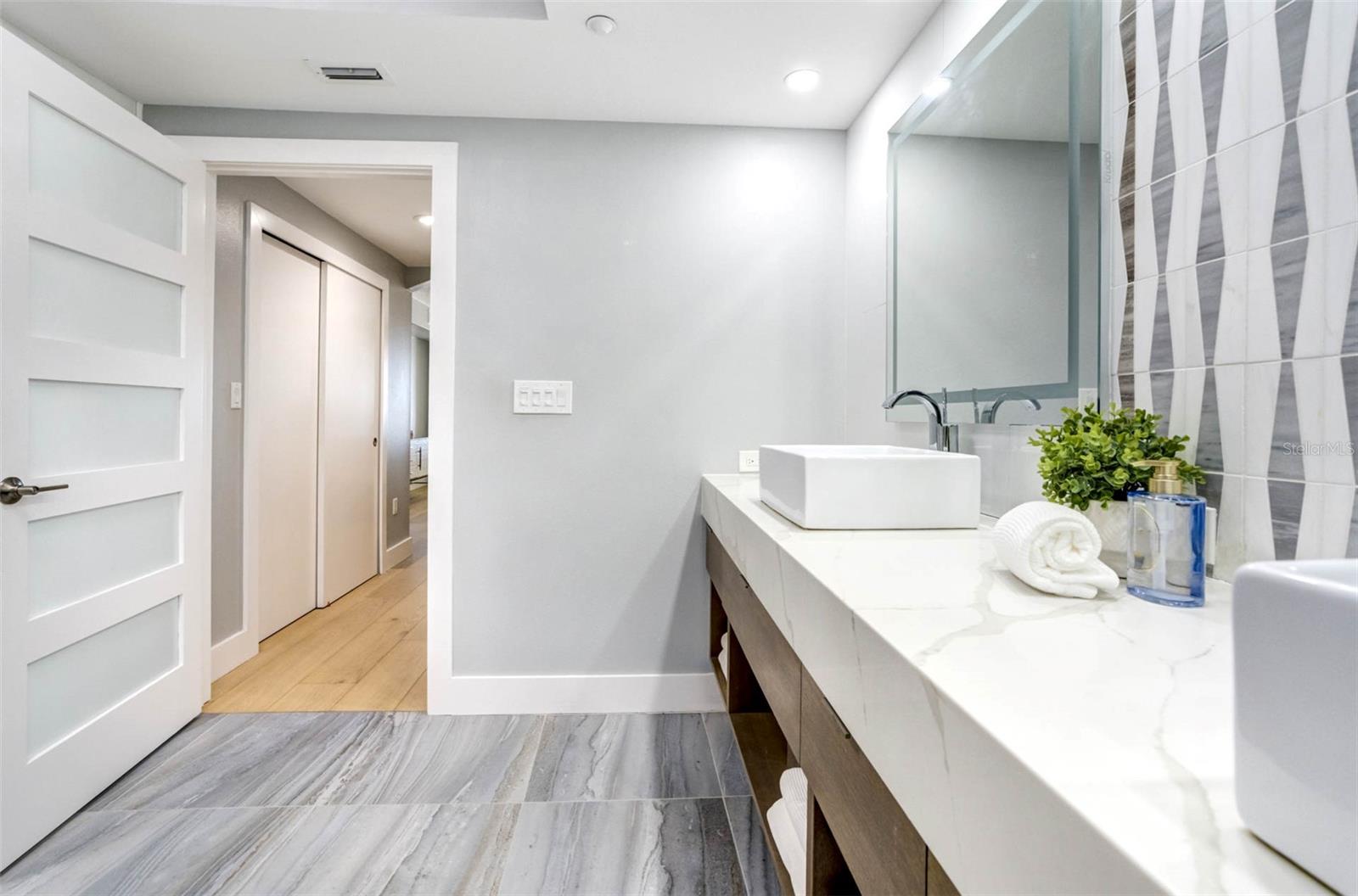 BELLA ROSA CONDO - Residential