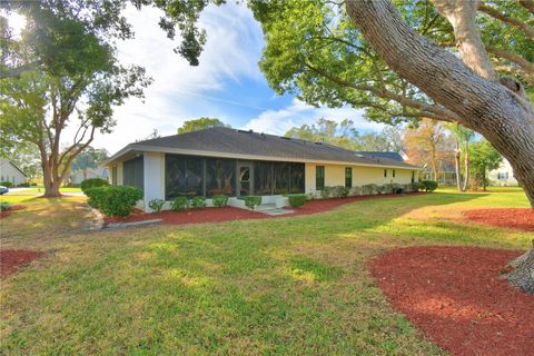 A home in WINTER HAVEN