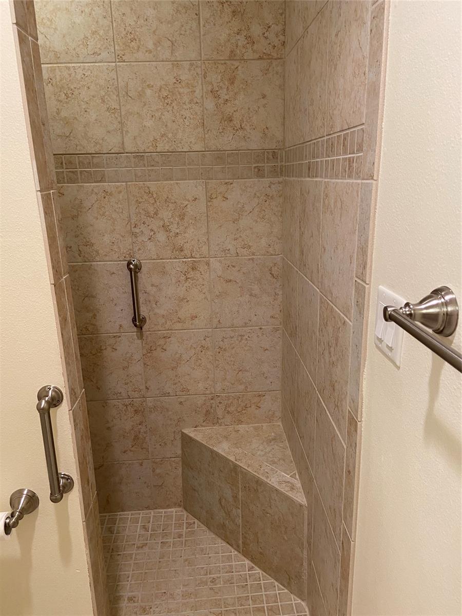 Hawks Cove - Residential