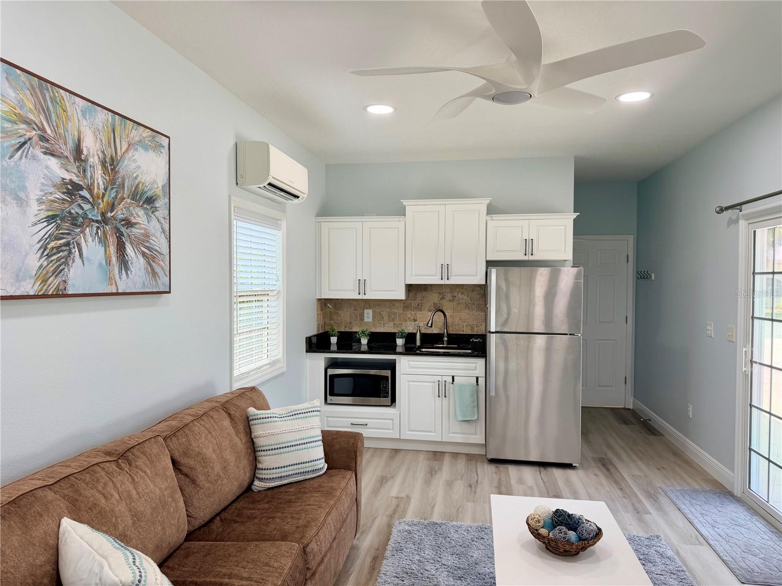 FLORIDA GRANDE MOTOR COACH RESIDENCE - Land