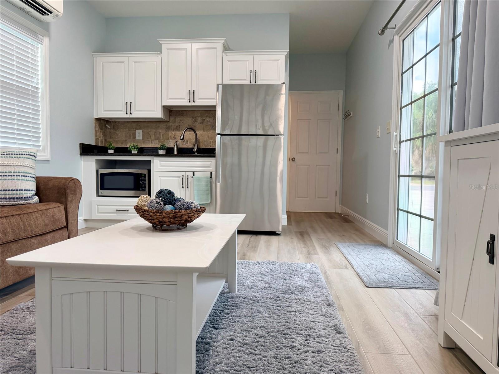 FLORIDA GRANDE MOTOR COACH RESIDENCE - Land