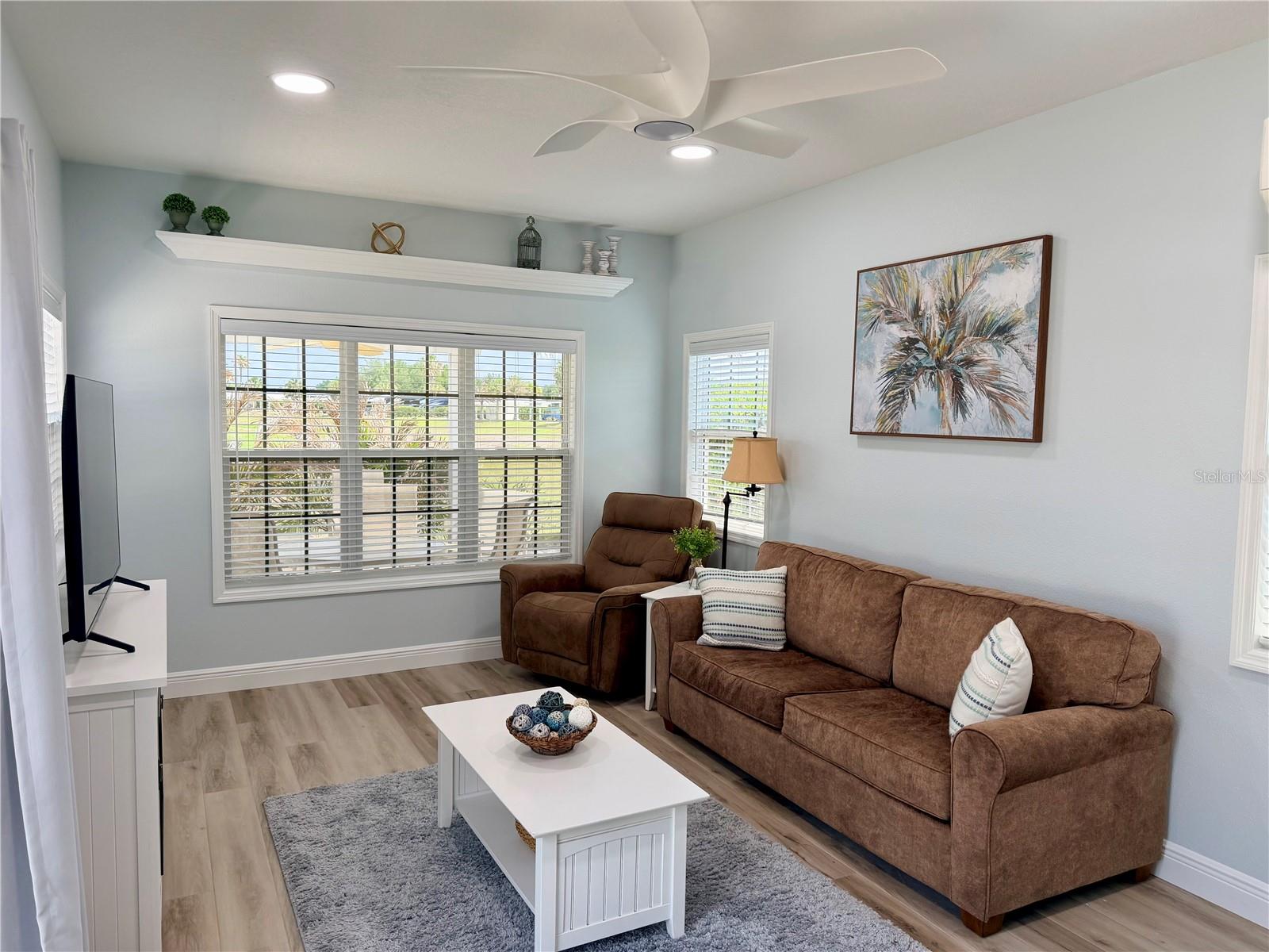 FLORIDA GRANDE MOTOR COACH RESIDENCE - Land