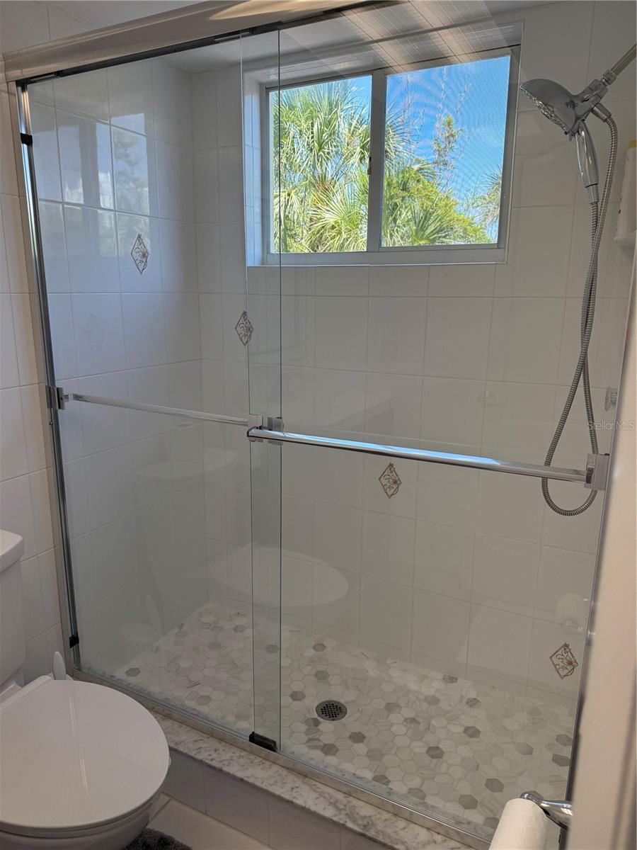 BEACH HARBOR CLUB - Residential Lease