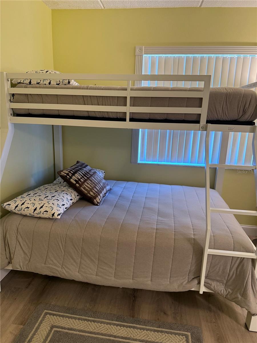 BEACH HARBOR CLUB - Residential Lease