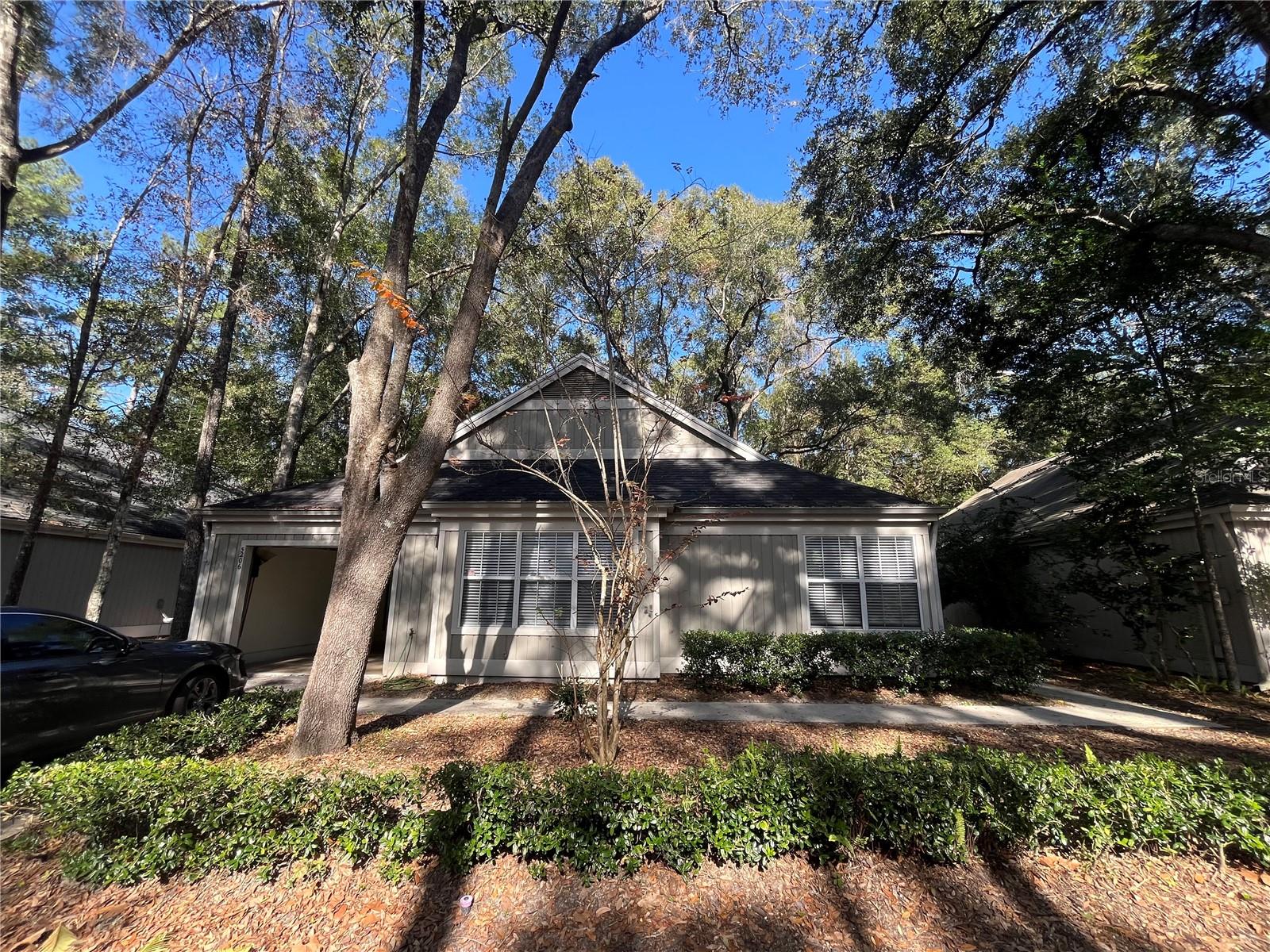 HAILE PLANTATION UNIT 6 PH II - Residential Lease