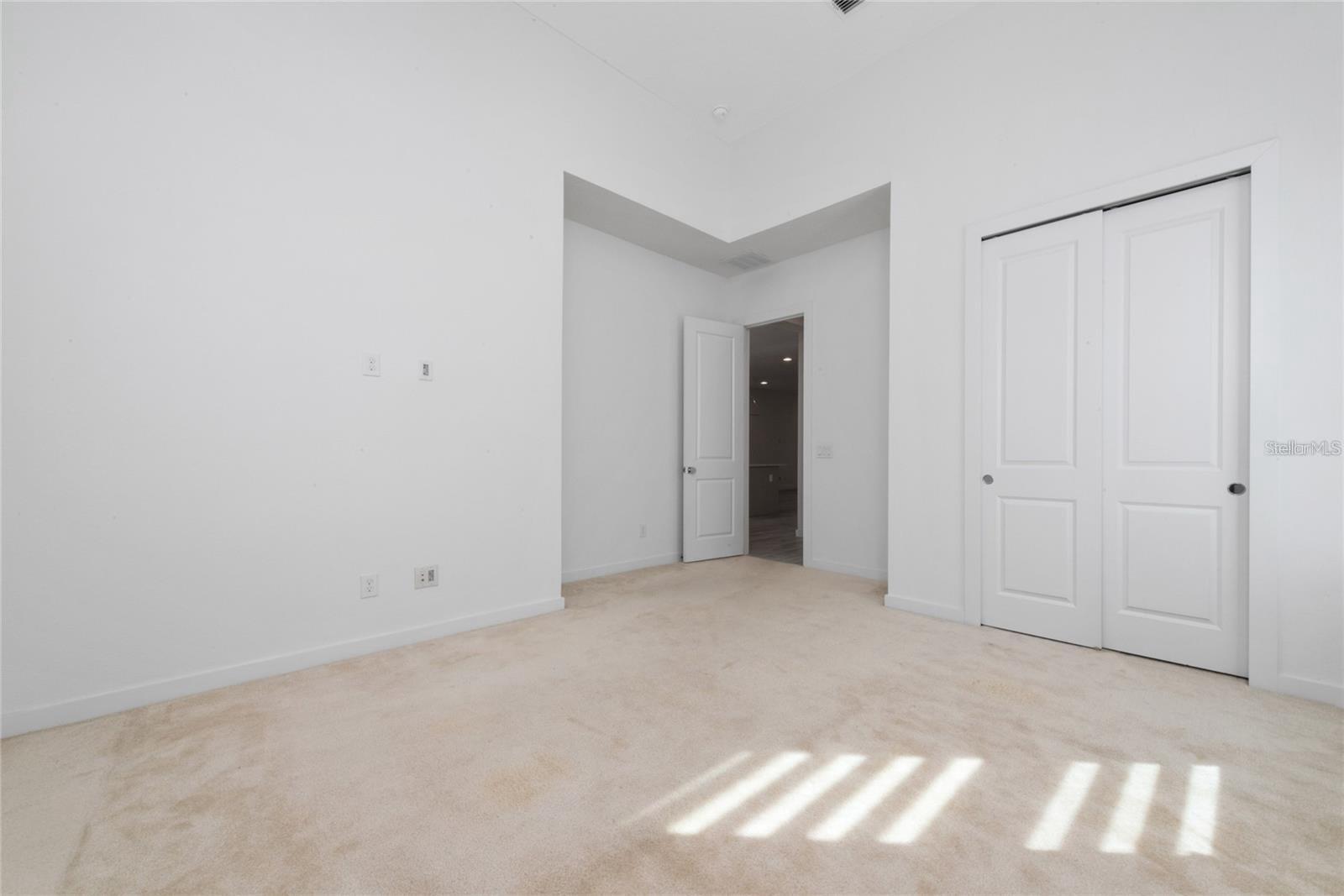 LAUREATE PARK PH 4 - Residential Lease