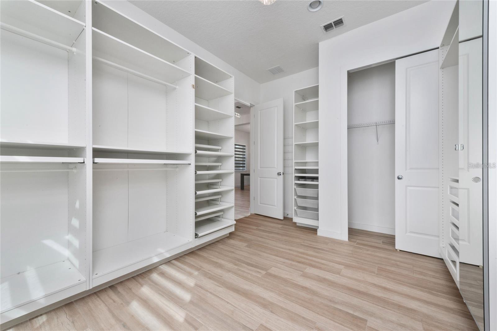 LAUREATE PARK PH 4 - Residential Lease