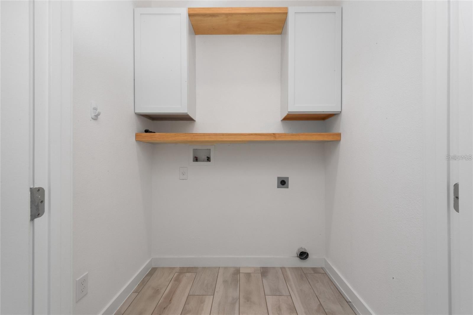 LAUREATE PARK PH 4 - Residential Lease
