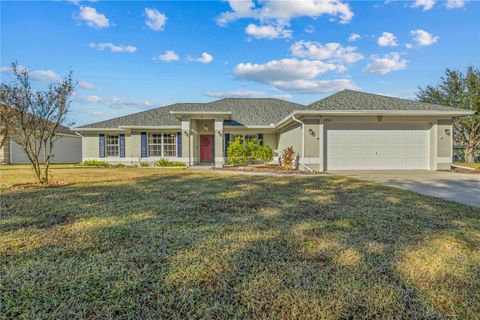 A home in LAKELAND