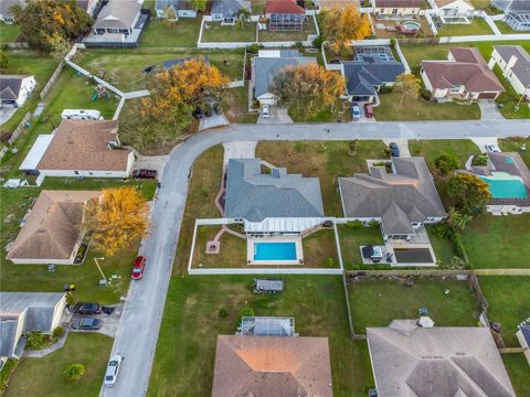 A home in LAKELAND