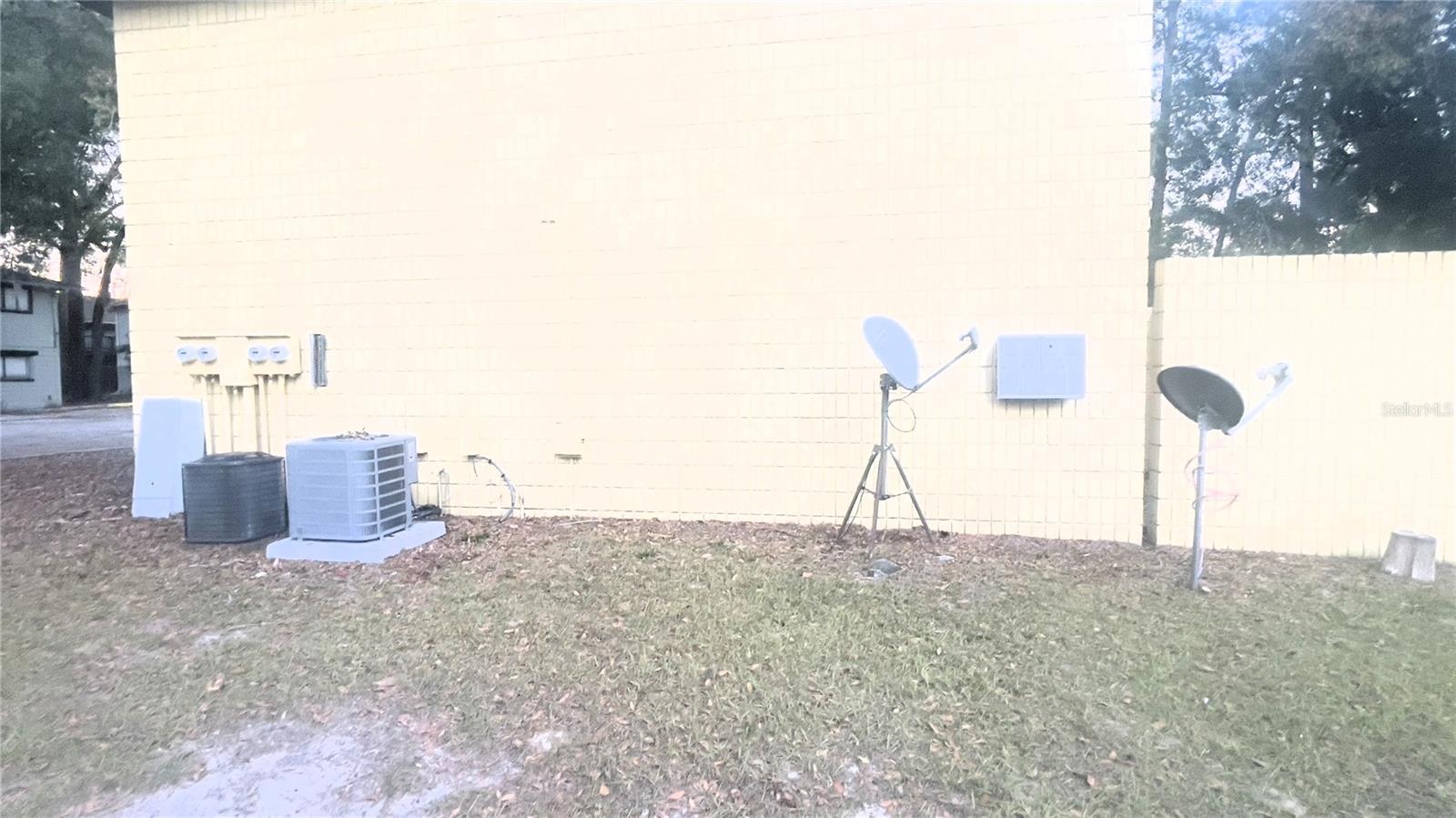 CEDAR RIDGE - Residential Income