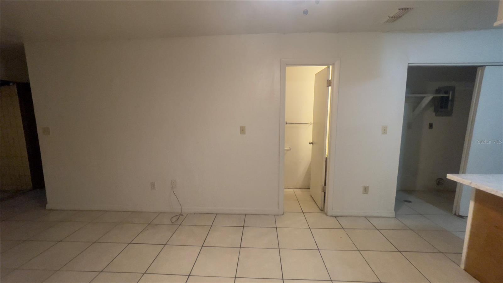 CEDAR RIDGE - Residential Income