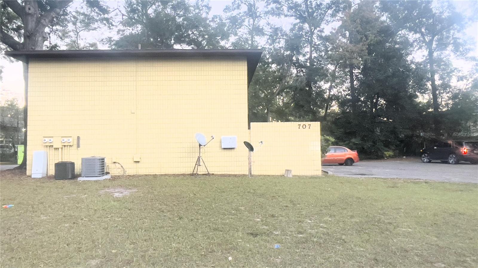 CEDAR RIDGE - Residential Income