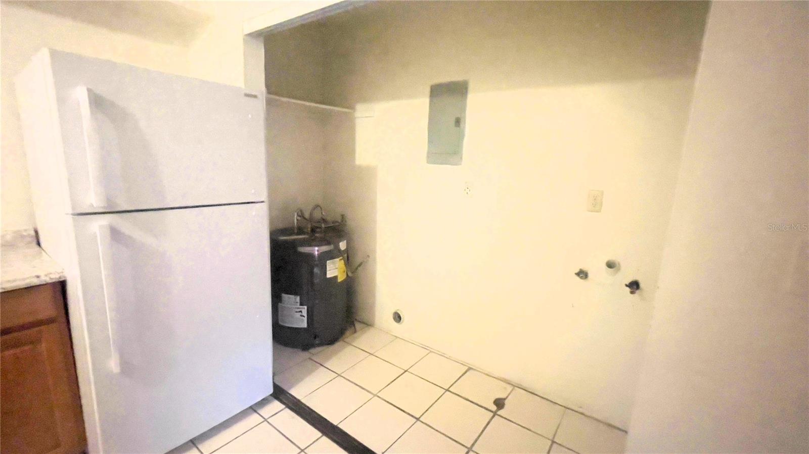 CEDAR RIDGE - Residential Income