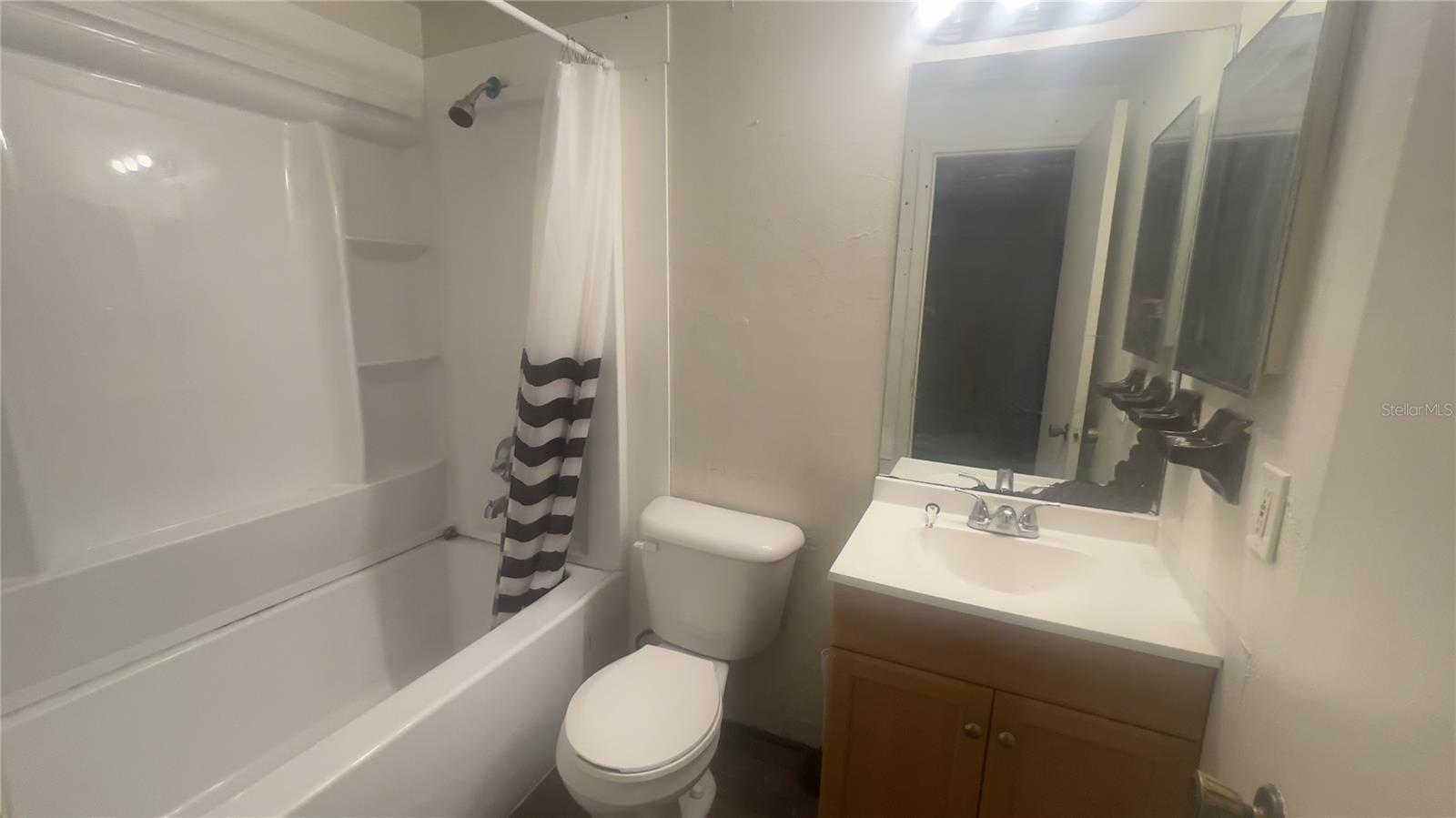 CEDAR RIDGE - Residential Income