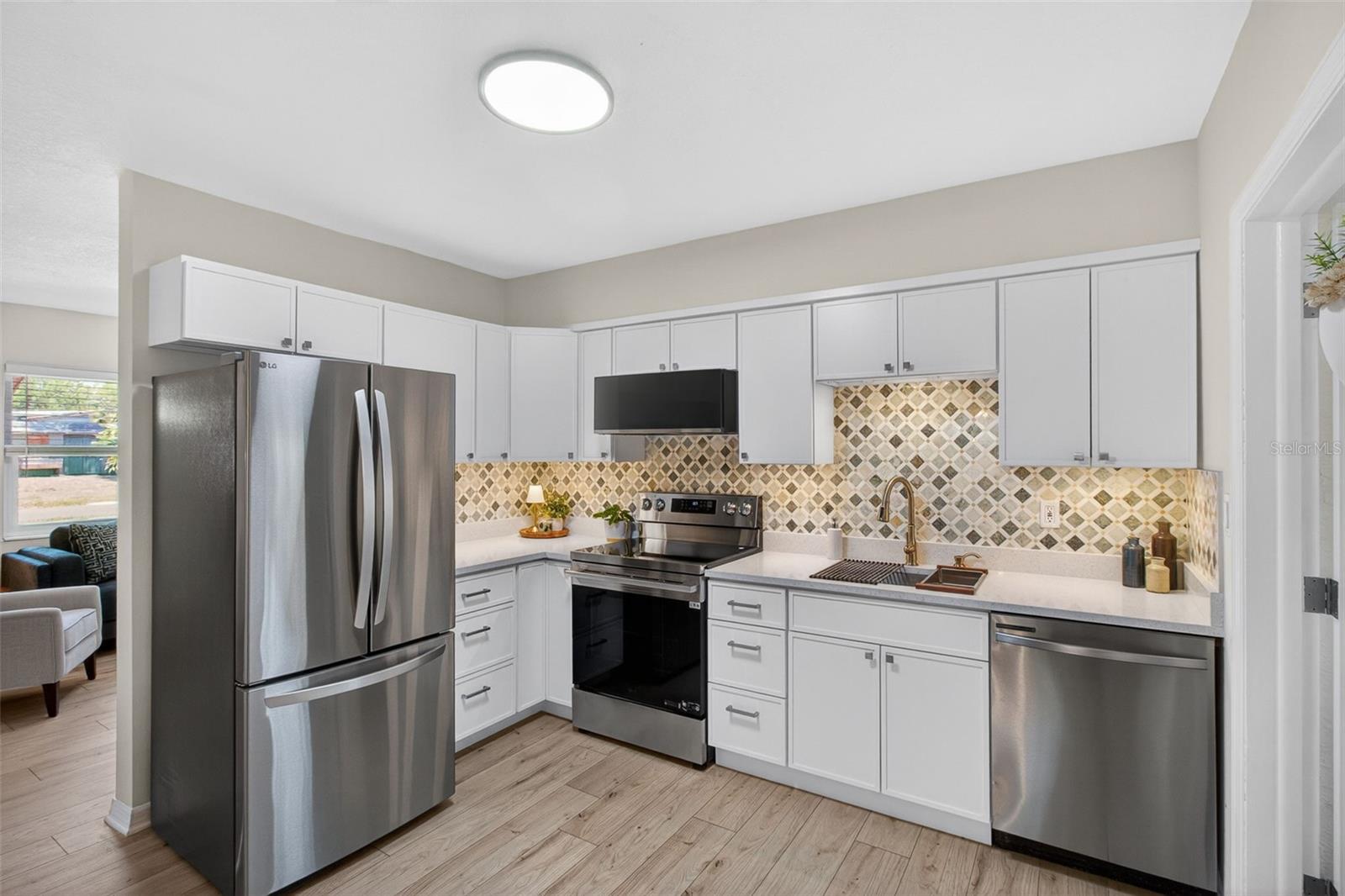 PASADENA ESTATES SEC H REP - Residential