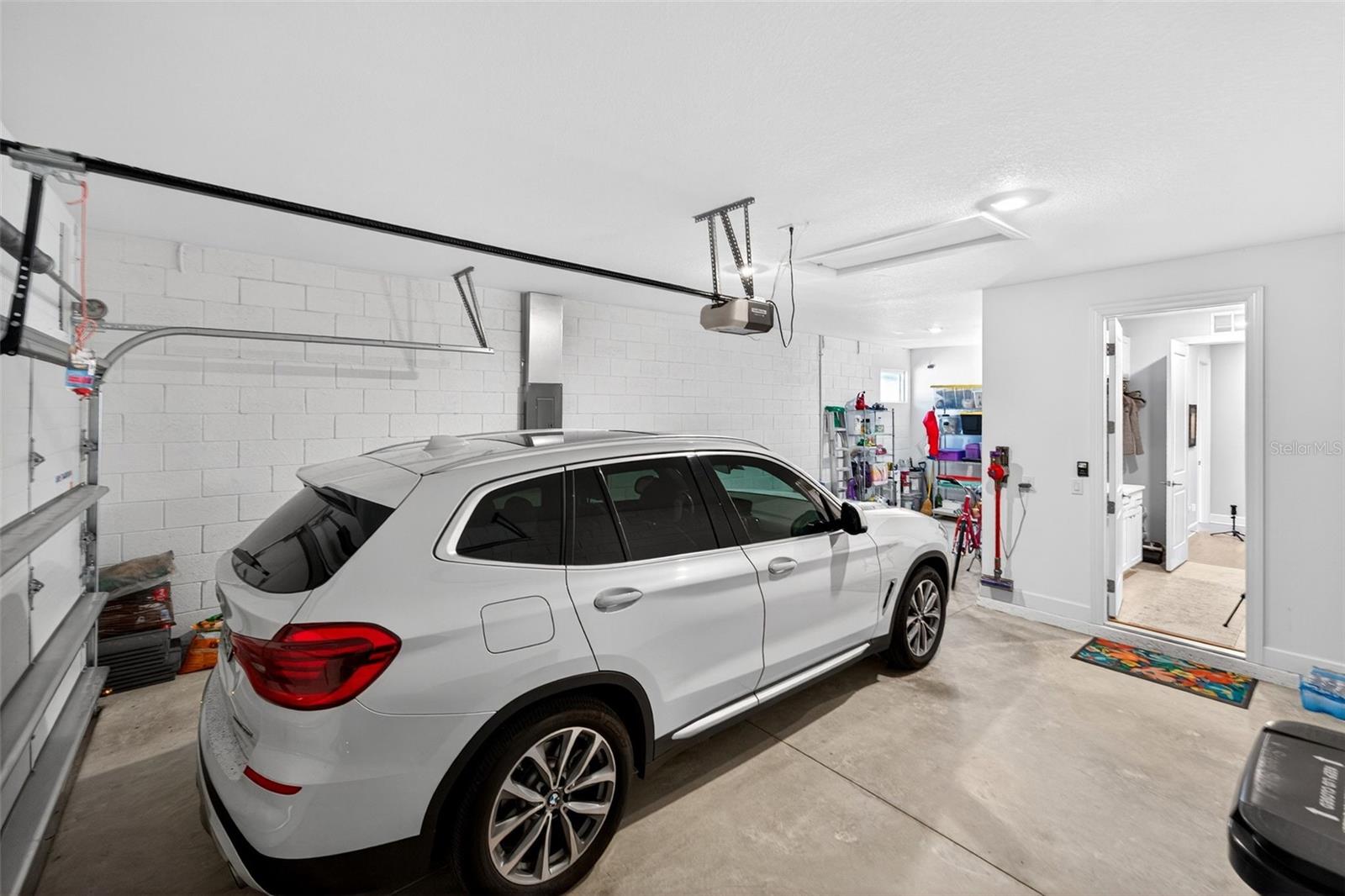 AZARIO ESPLANADE PH IV - Residential