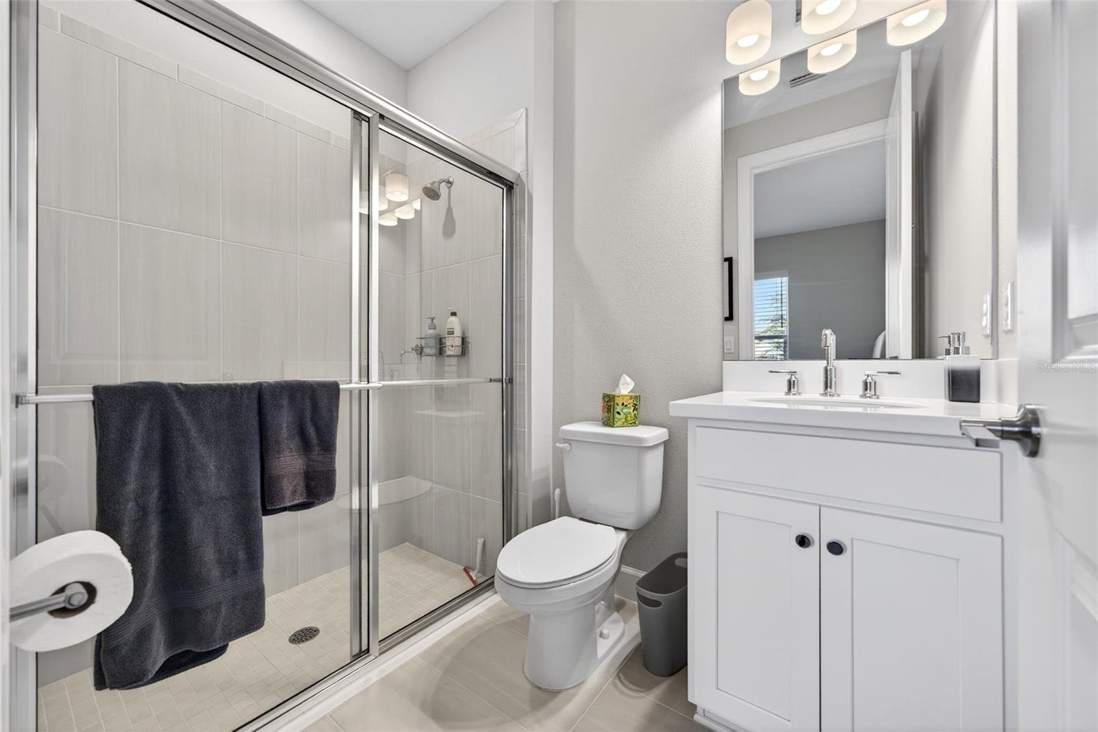 AZARIO ESPLANADE PH IV - Residential