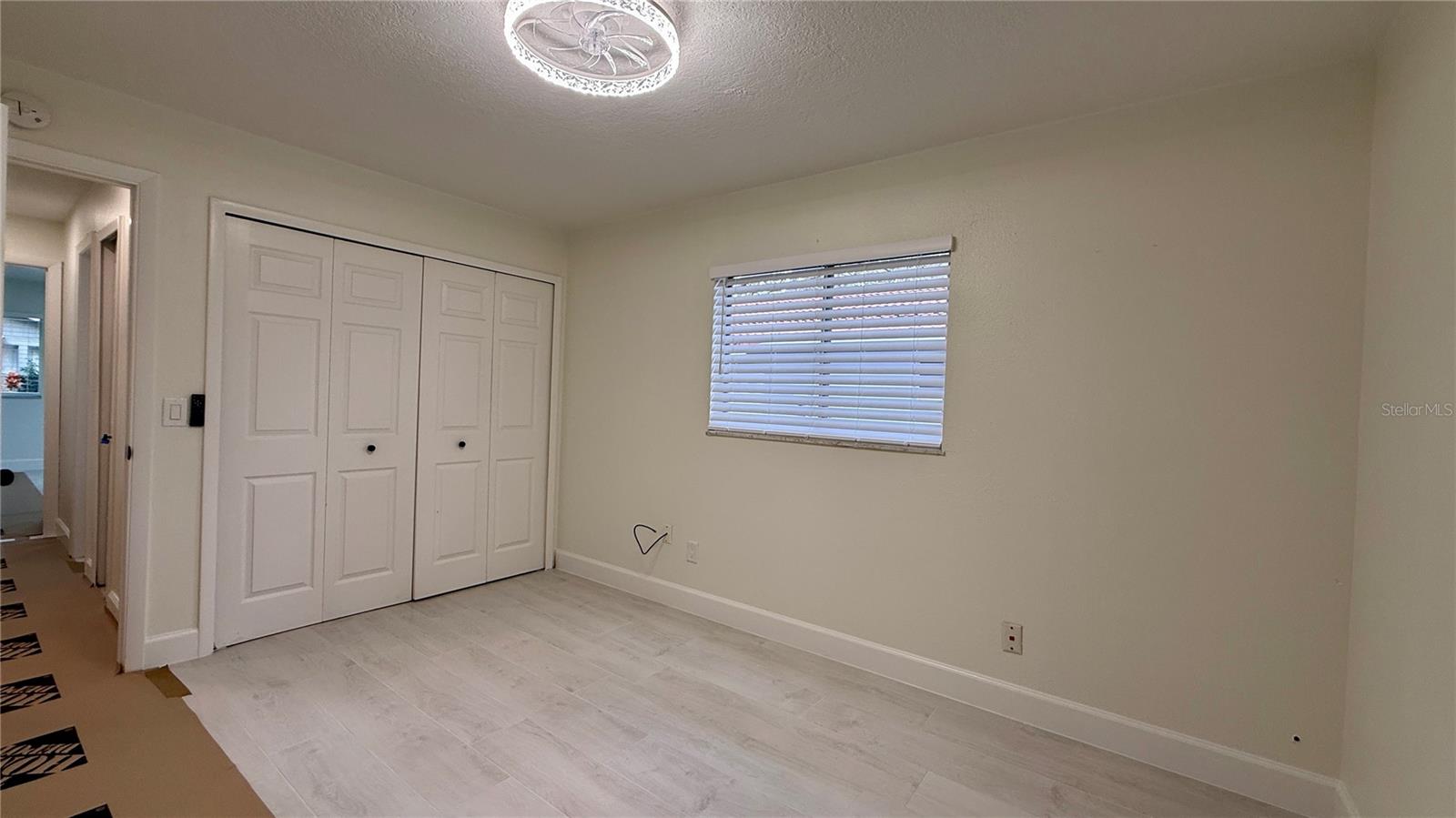 VILLAS AT SIGNAL HILL - Residential