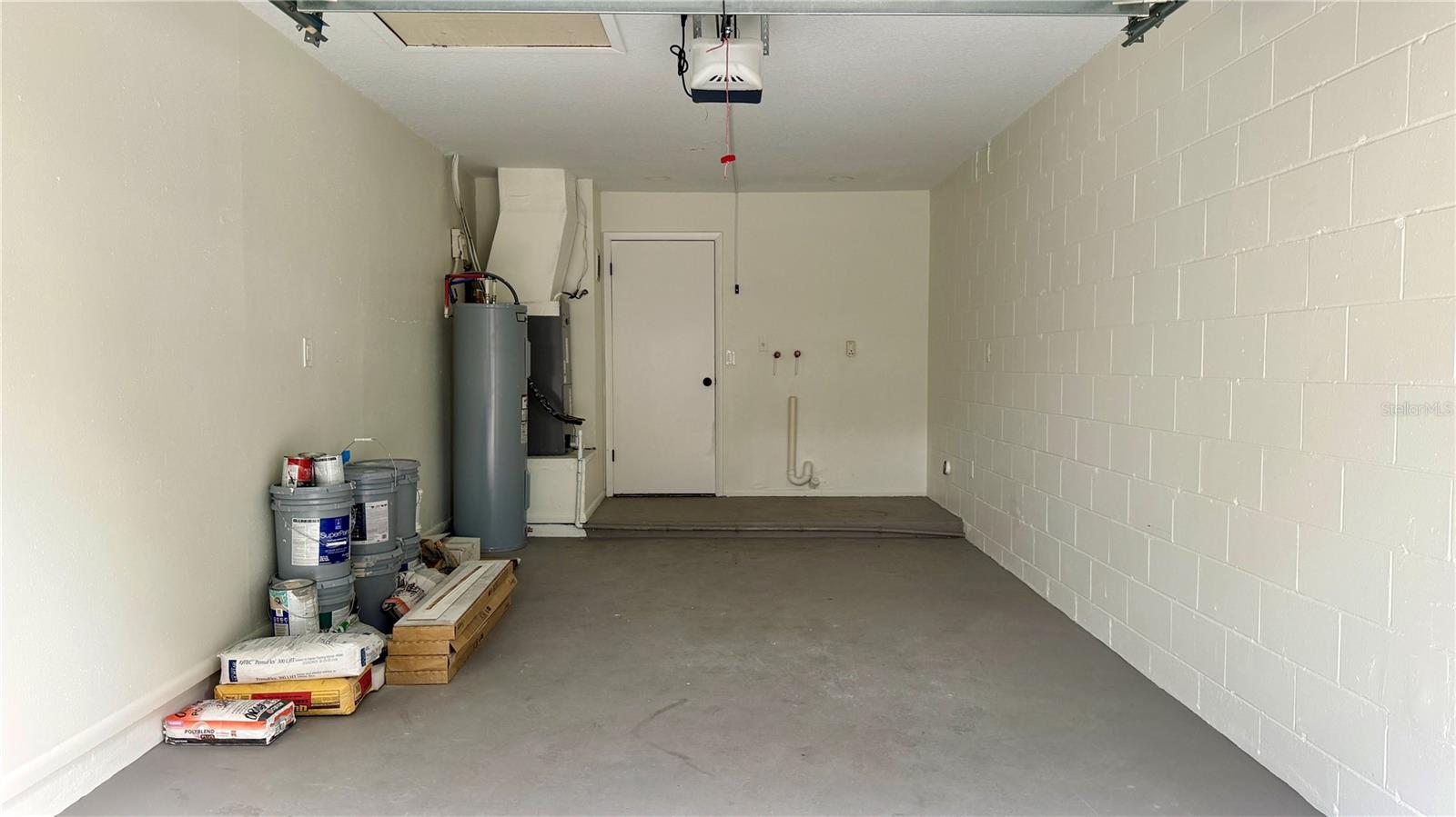 VILLAS AT SIGNAL HILL - Residential