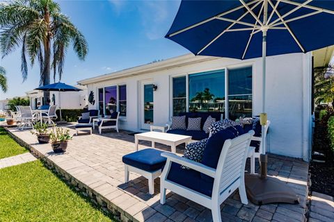 A home in LONGBOAT KEY