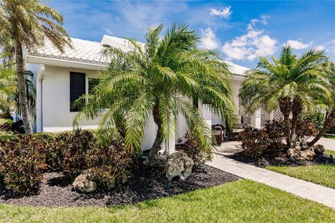 A home in LONGBOAT KEY