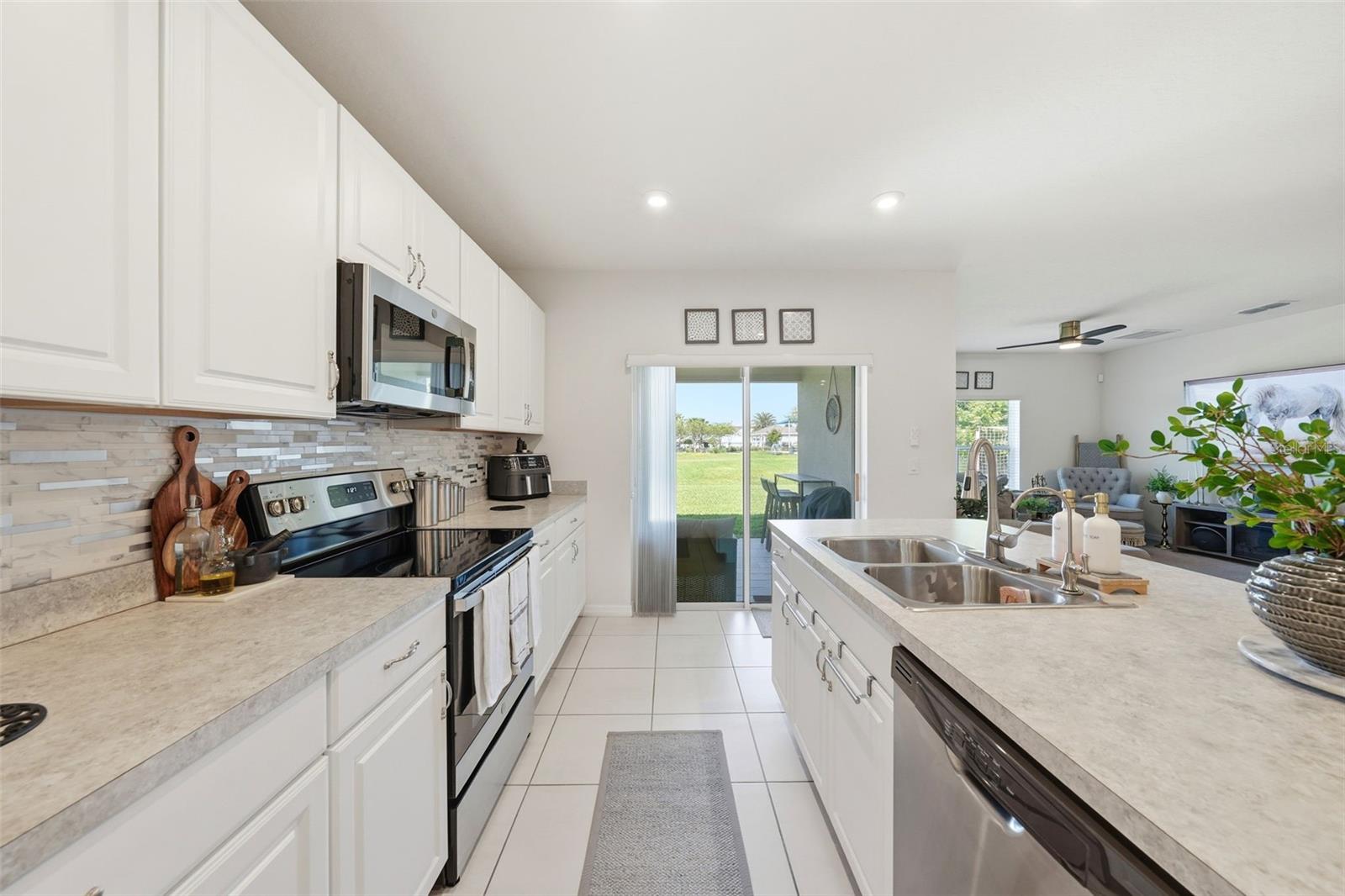 HICKORY GROVE PH 2 - Residential