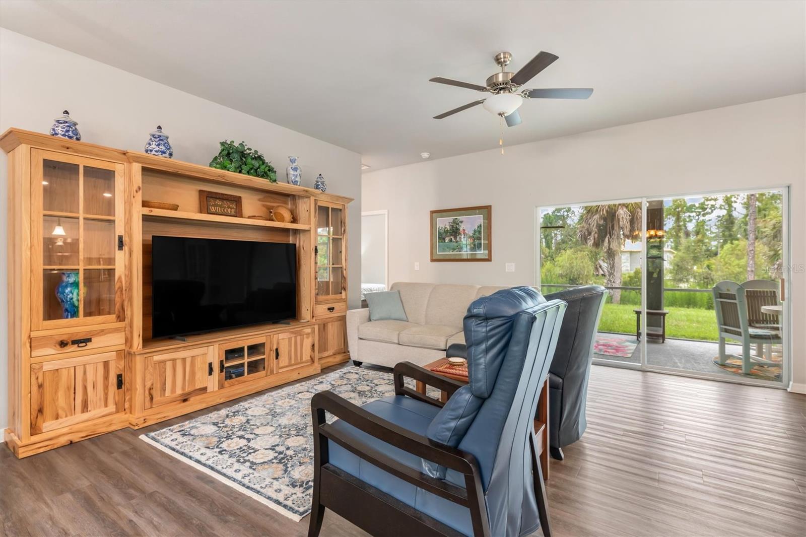 1569 HAGERICK LANE
