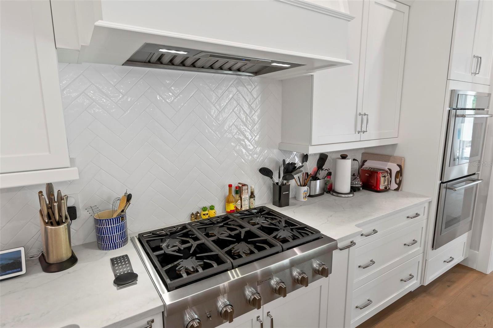 BELLA VITA ESTATES - Residential