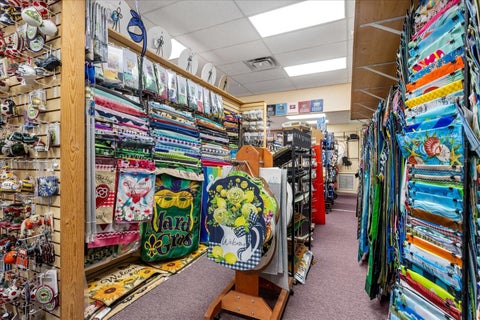 Tiny photo for 317 N Donnelly St, Mount Dora, FL 32757 (MLS # O6414493)
