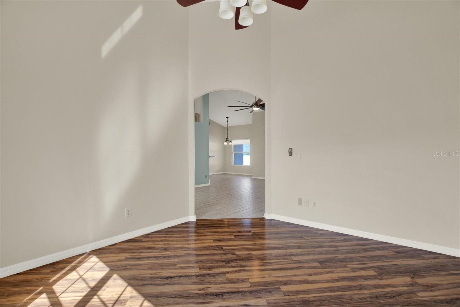 SPRING HILL - Residential
